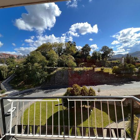 Habitacion En Vivienda Centrica Bilbaoアパートメント エクステリア 写真