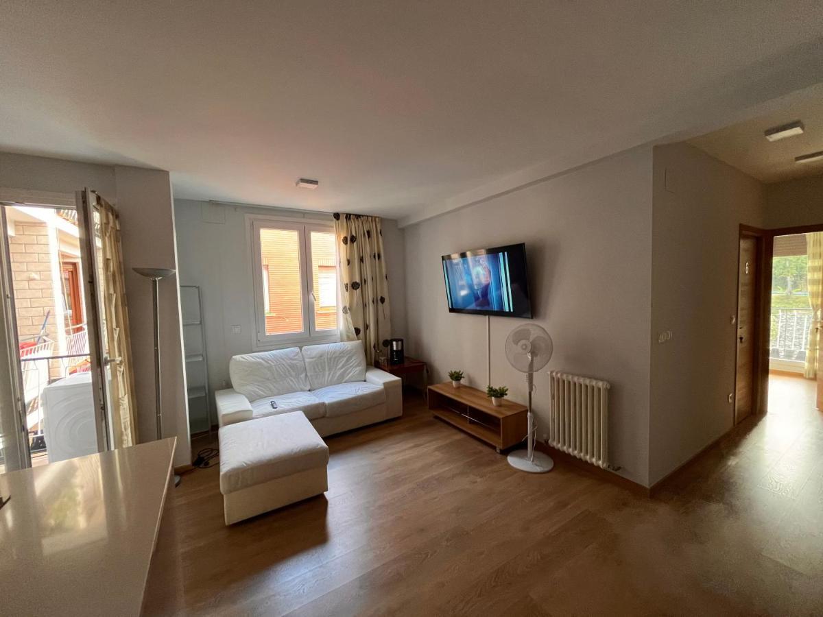 Habitacion En Vivienda Centrica Bilbaoアパートメント エクステリア 写真