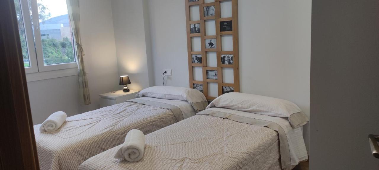 Habitacion En Vivienda Centrica Bilbaoアパートメント エクステリア 写真